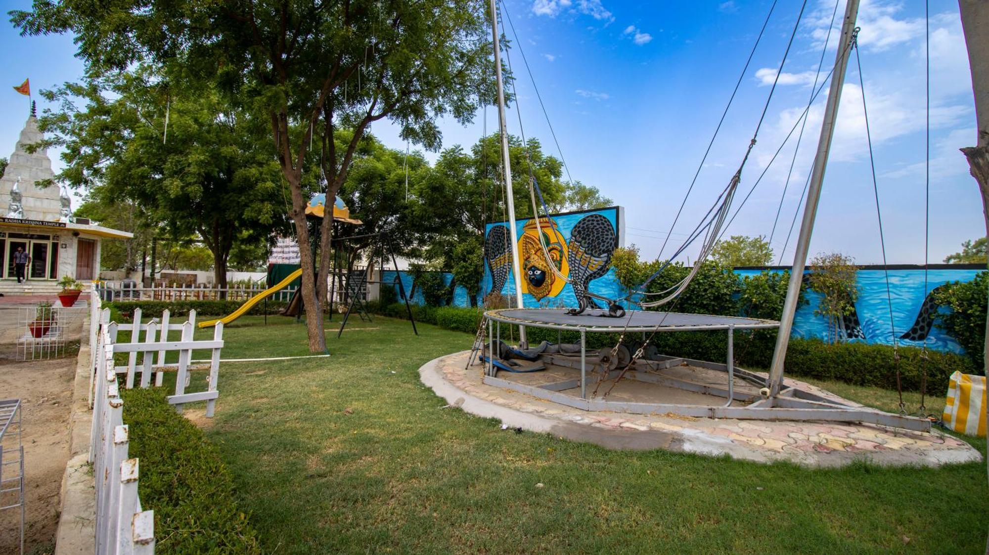 Elegance Resort Vrindāvan Exterior photo