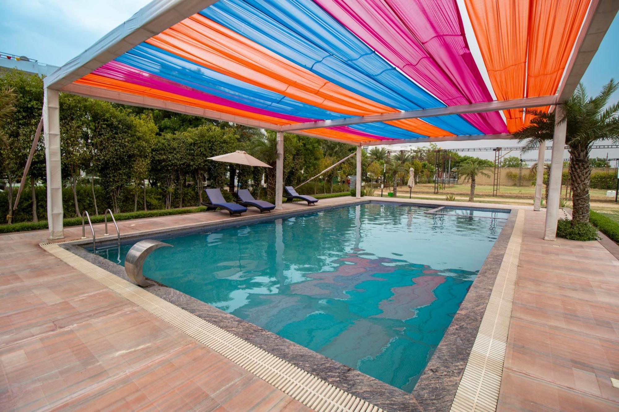 Elegance Resort Vrindāvan Exterior photo