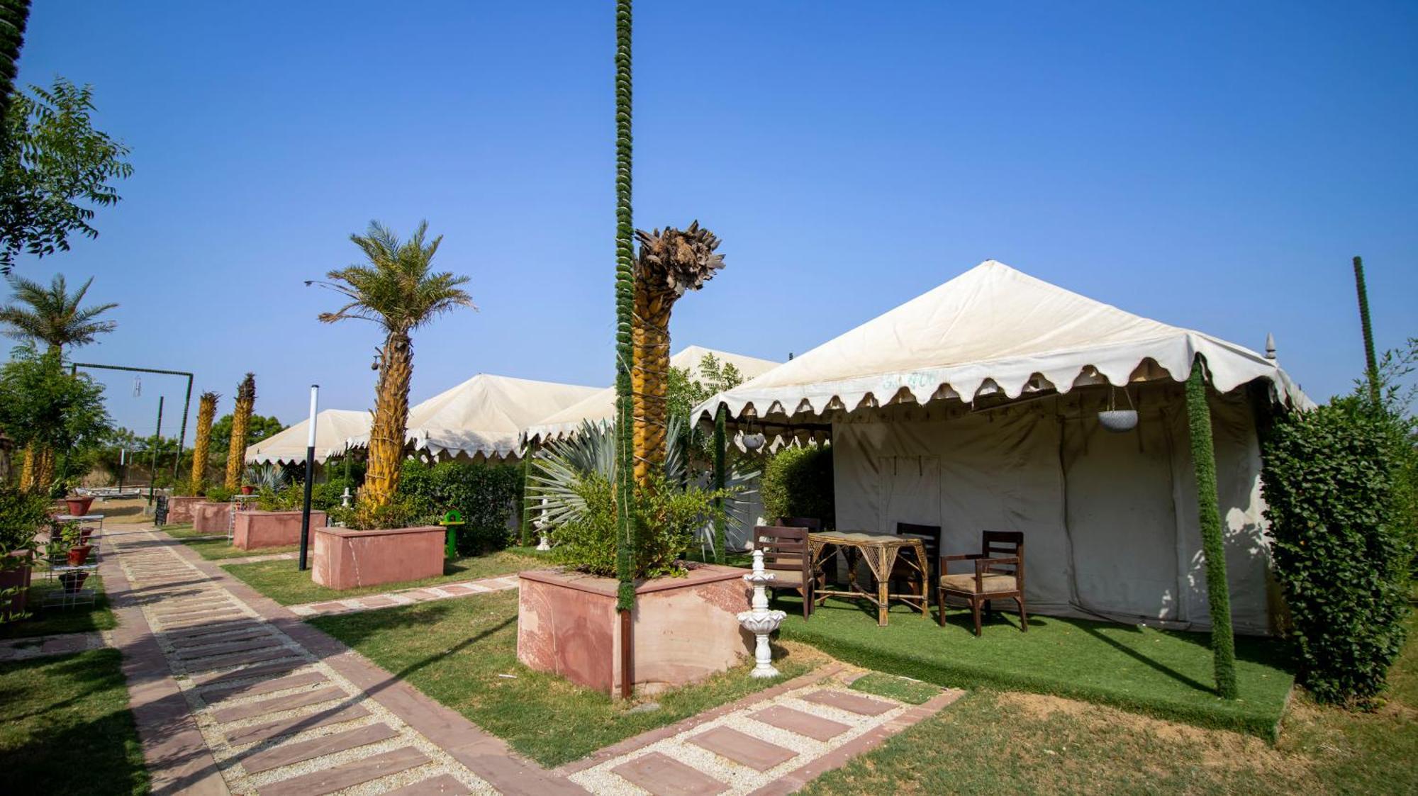 Elegance Resort Vrindāvan Exterior photo