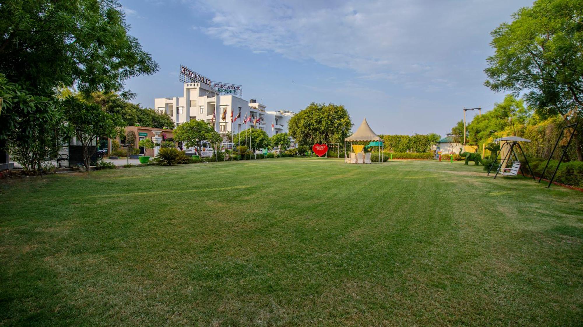Elegance Resort Vrindāvan Exterior photo