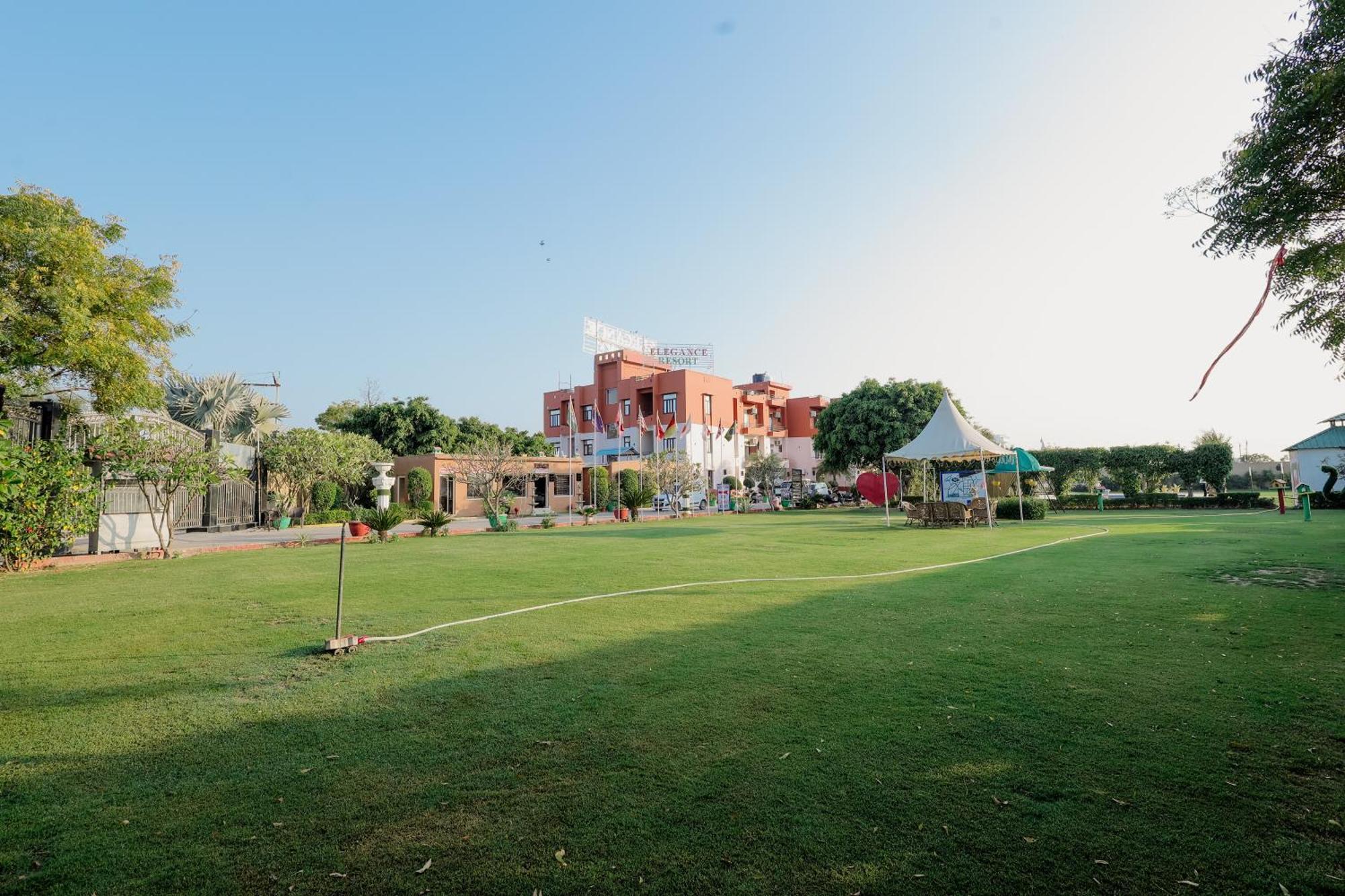 Elegance Resort Vrindāvan Exterior photo