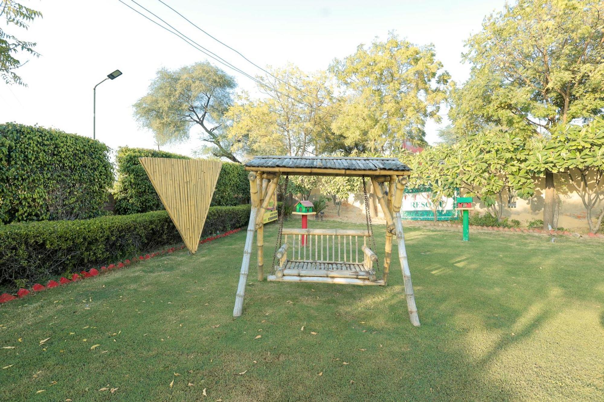 Elegance Resort Vrindāvan Exterior photo